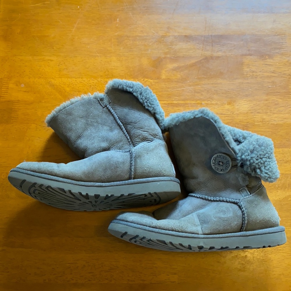 Ugg Australia Bailey Button Boots Women´s Size 6